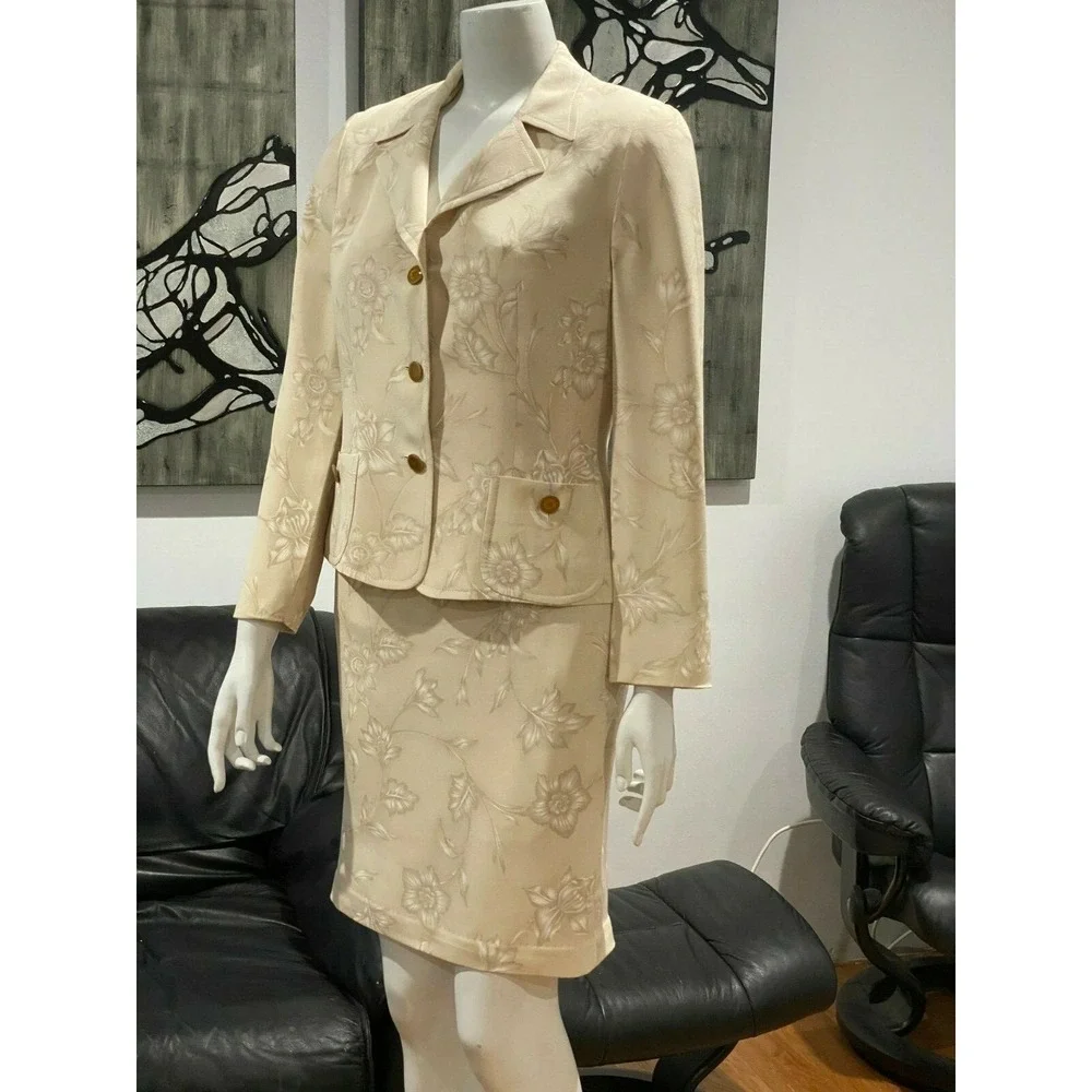 ESCADA MARGARETHA LEY VINTAGE SILK FLORAL BEIGE JACKET SKIRT SUIT 38 8 🌸